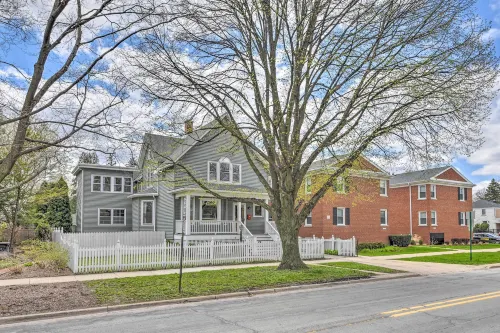 Spacious Oak Park Home, 11 Mi to Downtown Chicago! - 3 stjerner
