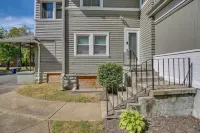 Sunny + Spacious Dayton Condo ~ 1 Mi to Downtown!