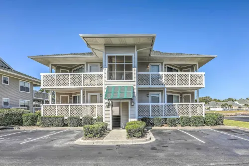 Walk to Beach North Myrtle Condo! - spa