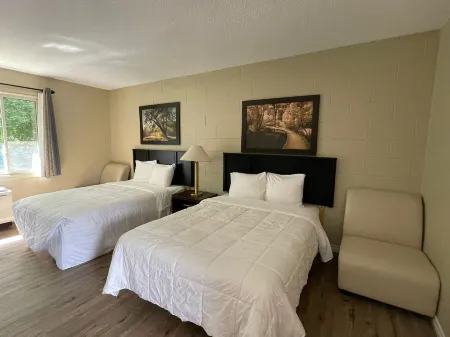 Peninsula Motel Отели в г. Юг Брюс Пенинсула