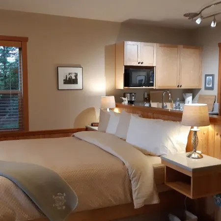 Reef Point Oceanfront Bed and Breakfast
