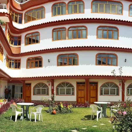 Hotel Morales