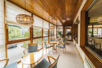 米拉希洛斯飯店