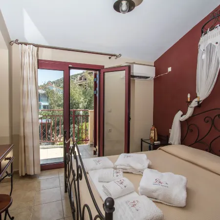 GreKa Ionian Suites