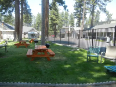 太浩湖莊園旅館