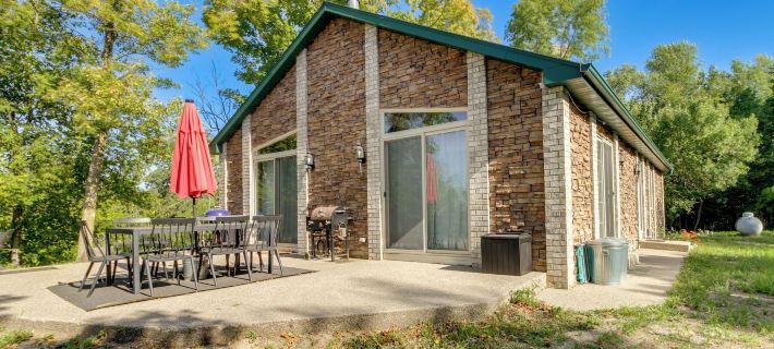Pet-Friendly Richville Vacation Rental w/ Dock! Ξενοδοχεία στην πόλη Otter Tail County