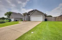 College Station Family Home: 3 Mi to Texas A & M! - Homestays