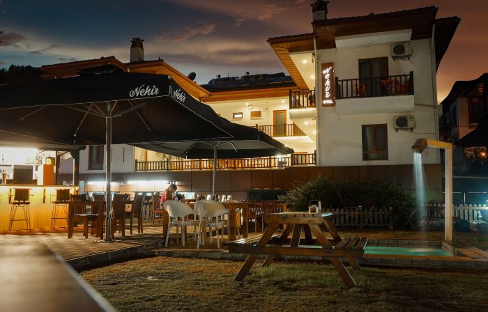 Akyaka Nehir Butik Otel