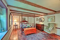 Pool and Courtyard Timeless Home in Lansdale