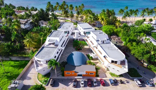 Puerto Plaza Las Terrenas - Parkplatz