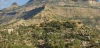 Birhanu Home Stay - parking