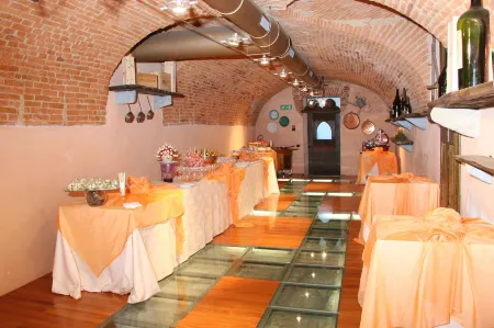 Villa Bregana Отели в г. Брунелло