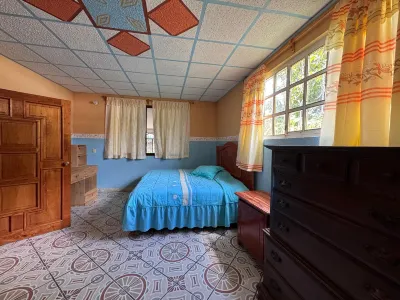 Casa rodeada de naturaleza Hotels in 