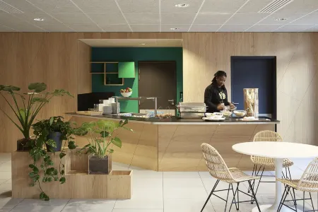 The Social Hub Paris La Défense