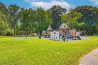 Rock Hall Retreat w/ Balcony Near Park & Marina! - 3-Star