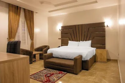 EdisPremier Hotel & Suites