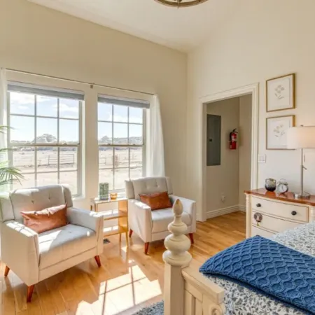 Secluded 16-acre Ranch House near Red Fleet, Steinaker & Flaming Gorge Hotele w: Uintah County