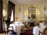 Hostellerie Cèdre & Spa Beaune - breakfast