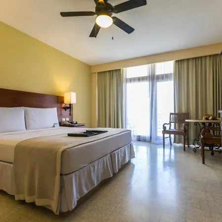 Pierre Mundo Imperial Riviera Diamante Acapulco