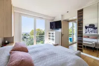 Modern flat with sea view - AC- 2BR- 4P - Cannes