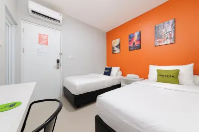 Urbanview Green Lake Sunter Residence Hotels in Sunter
