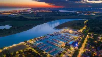 Floating Resort - Parkplatz