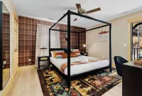 Wanderlust Villa – Spacious Mt cabin w/ Game room, Hot tub and Karaoke nights !