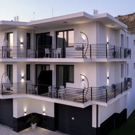 Zani's Villa