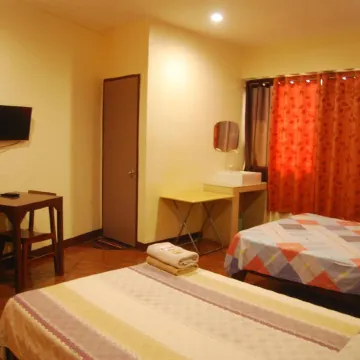 Centro Mactan Suites