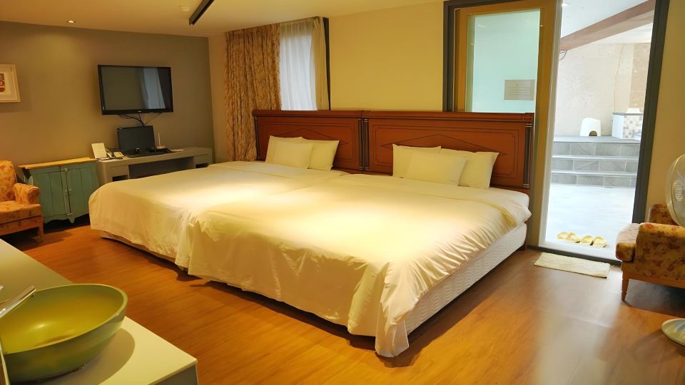 Hotel Rainbow