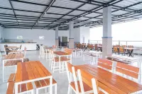 Sans Hotel Queen Batu Hotels in Bumiaji