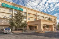 Norwood Inn & Suites Indianapolis Hotels near Finish Line