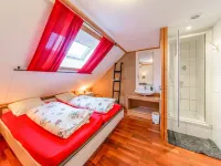 Luxurious House with Sauna in Bastogne - Ferme Louis Hotels near 101st Airborne Museum