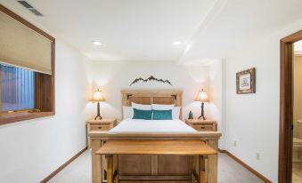 Pacific Street Townhome 514B by AvantStay Cute Townhouse in the Heart of Telluride