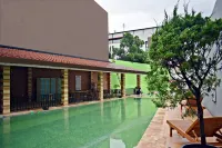 Meotel Purwokerto Hotels in Purwokerto