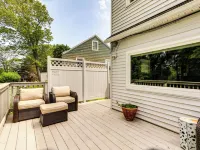 Lakefront Cottage 2 Mi to Palladium in Worcester! Hotels in Worcester