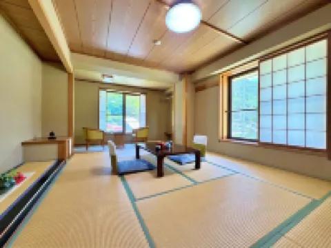 Shibuonsen Taiyokan Yamatoya Hotels near Jigokudani Monkey Park