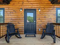 Cliff Haven at Red River Gorge 2-Bedroom Cabin with WiFi, AC, Fire Pit, Hot Tub Hotels in Wolfe County