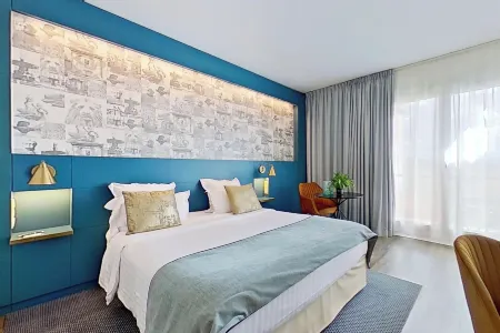 Aquabella Hôtel & Spa Отели рядом с достопримечательностью «la Bastide du Jas de Bouffan»