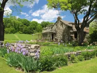 Lavender Hill Estate, Private 37 acres,1.5 hour from NYC, Heated Pool, Jacuzzi, Hotels in Shawangunk