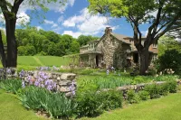 Lavender Hill Estate, Private 37 acres,1.5 hour from NYC, Heated Pool, Jacuzzi,