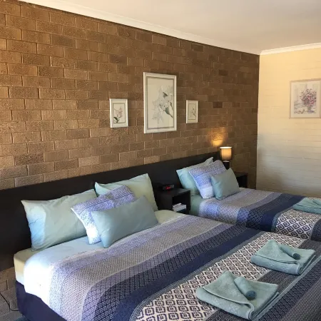 Camellia Motel