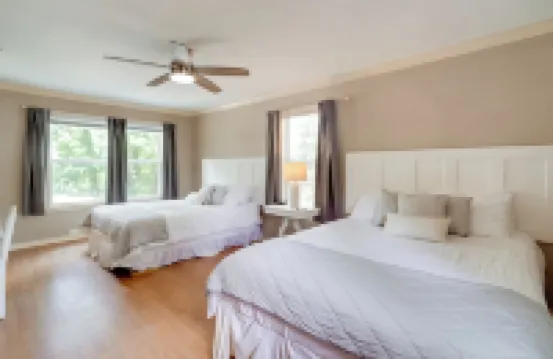 'lakeside Haven' w/ Deck & Views in Jefferson!