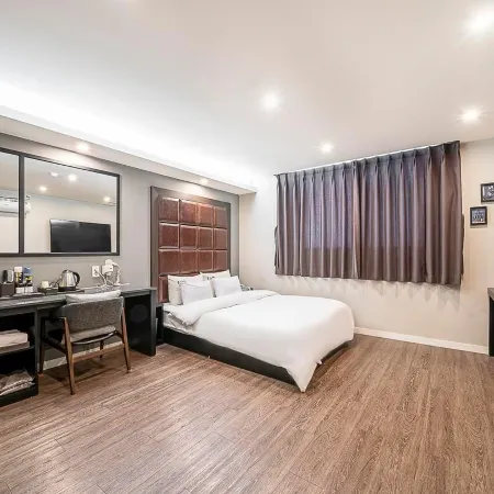 Ulsan Ilsan Louis Hotel Отели рядом с достопримечательностью «Пляж Ilsan»