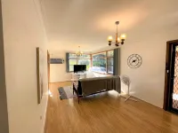 Campbelltown Holiday Home 3 Bed & Parking Hotels in Campbelltown
