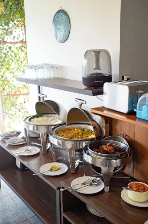 Mama Komodo Bed & Breakfast Отели рядом с Аэропорт Лабуан Баджо