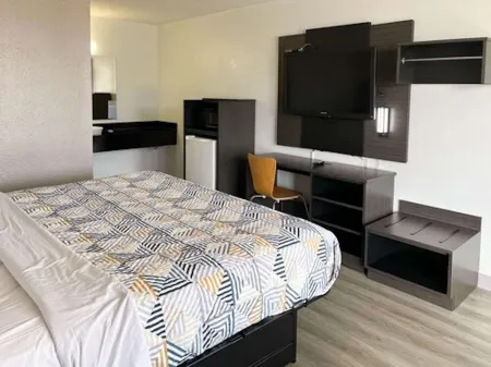 Motel 6 Baton Rouge, la - Southeast Отели в г. Олд Джефферсон