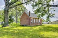 West Lafayette Home ~ 3 Mi to Purdue Campus! - Wifi