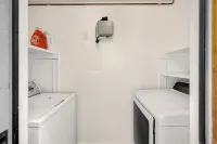 Charming Treehouse Retreat in Sierra Madre Hotels in Sierra Madre