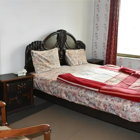 Hotel Summer Palace